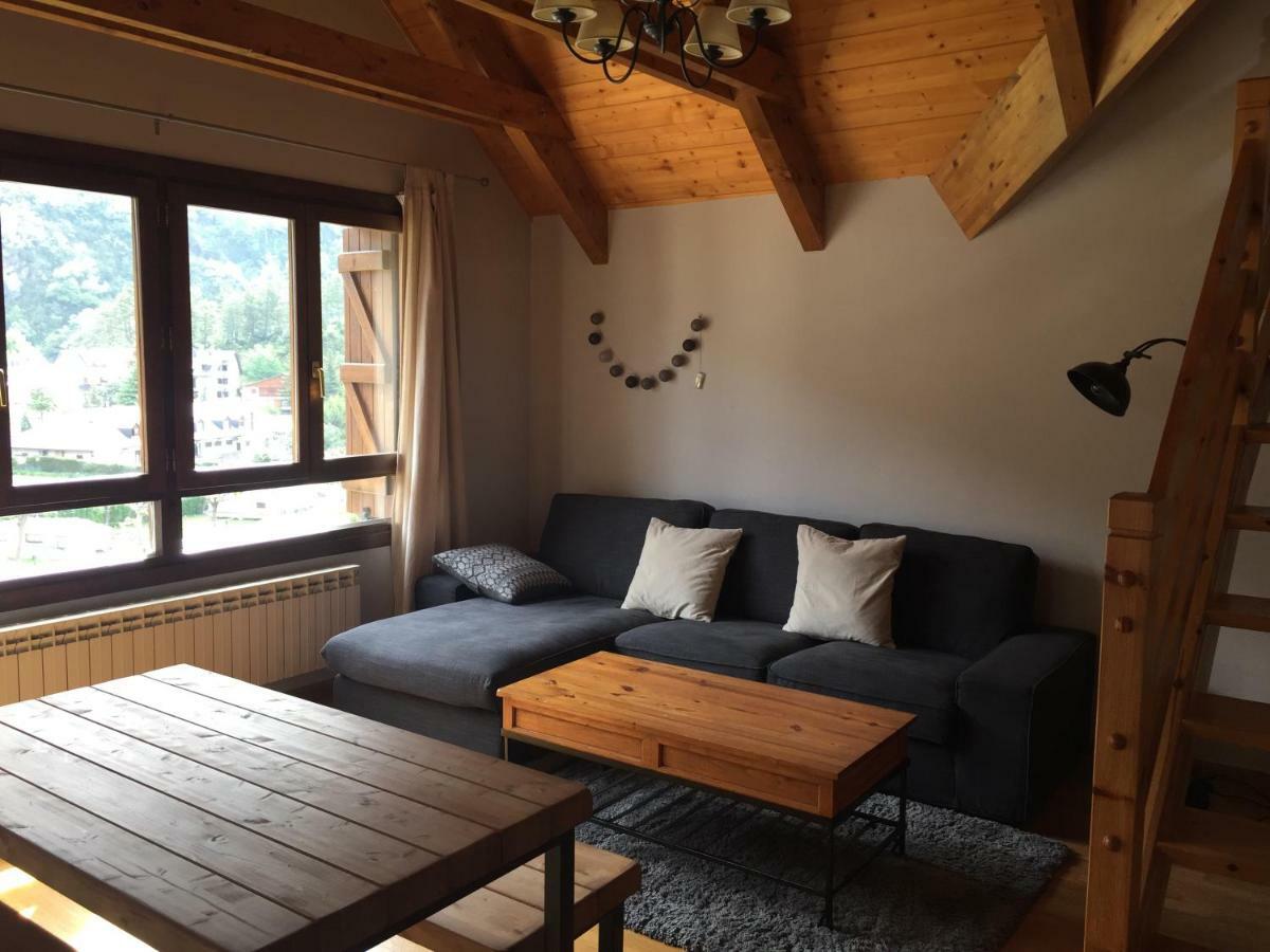 شقة Precioso Atico Duplex إسكارييا المظهر الخارجي الصورة